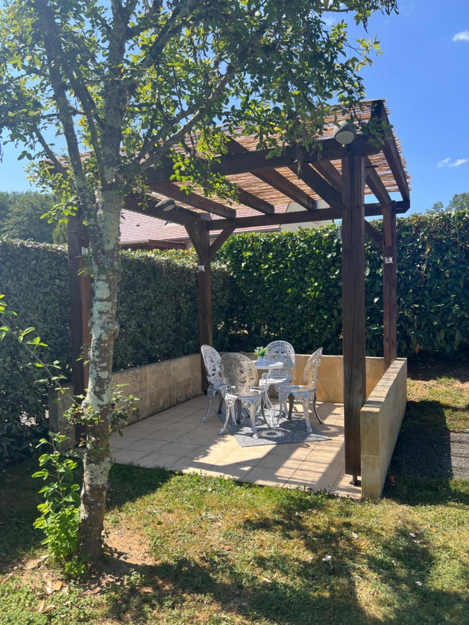 Maison Hyacinthe Of Tournesol Geniet In Luxe Castelnaud La Chapelle Exterior photo